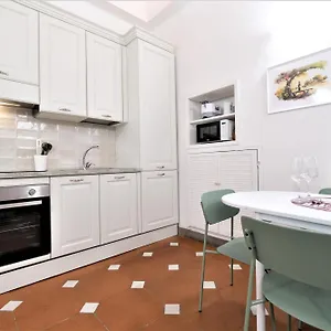 Wine Ribolla Apartment Florence